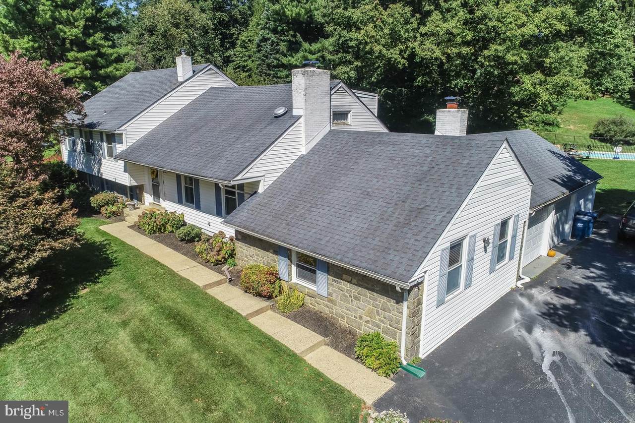 109 Sheffield Drive - Photo 1