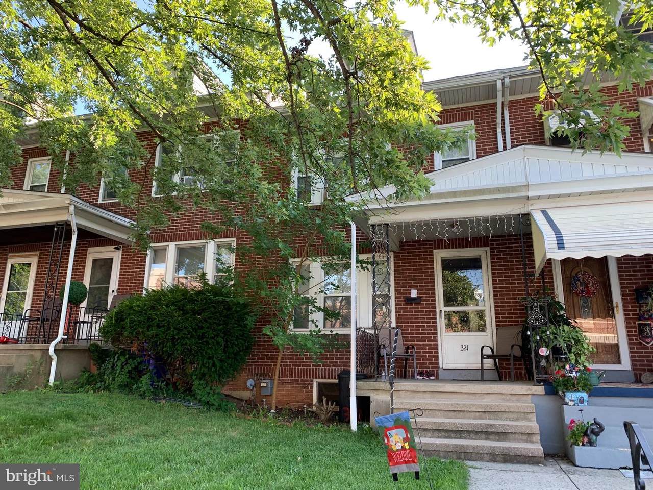 321 Carroll Street - Photo 1