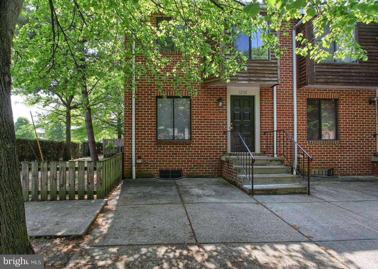 1200 Capital Street - Photo 1