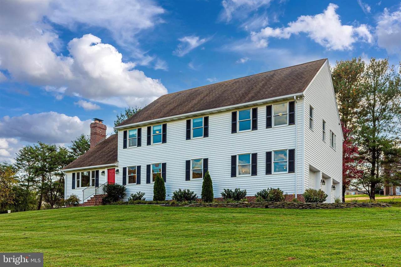 8502 Hollow Road - Photo 1