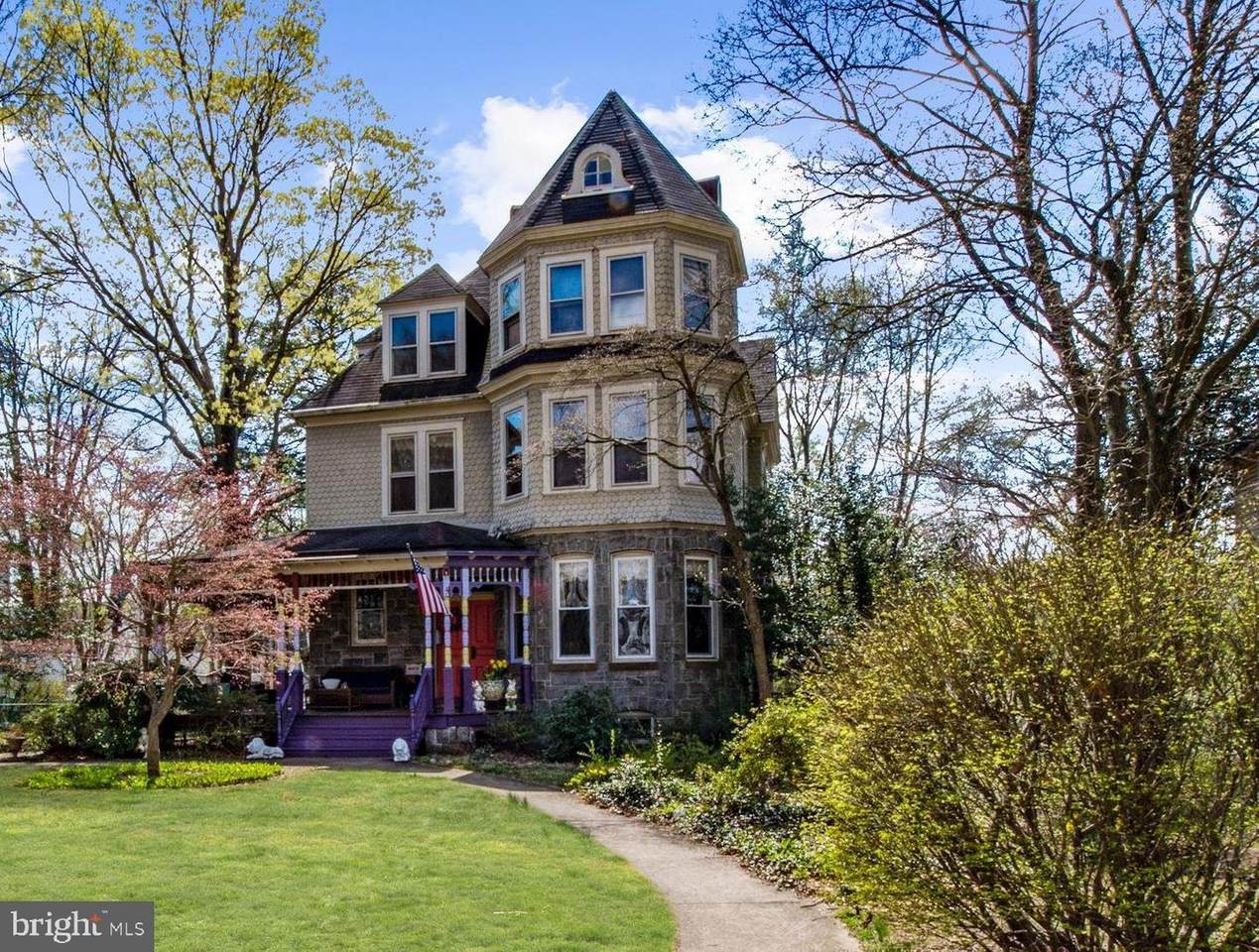 416 Lippincott Avenue - Photo 1