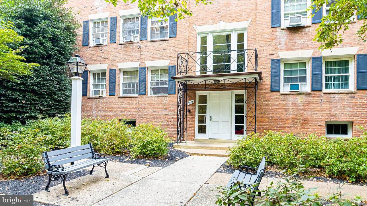 5005 10TH Street - Photo 1