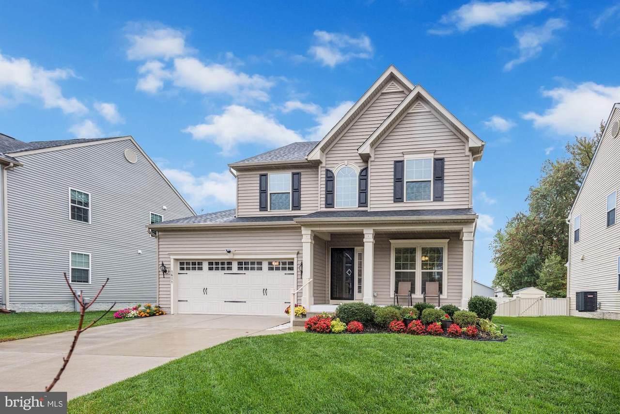 1611 Morning Glory Lane - Photo 1
