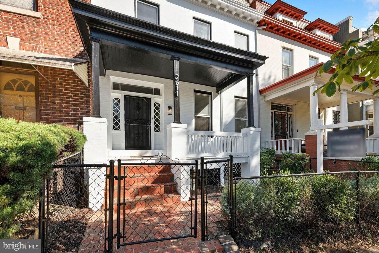 2611 11TH Street - Photo 1