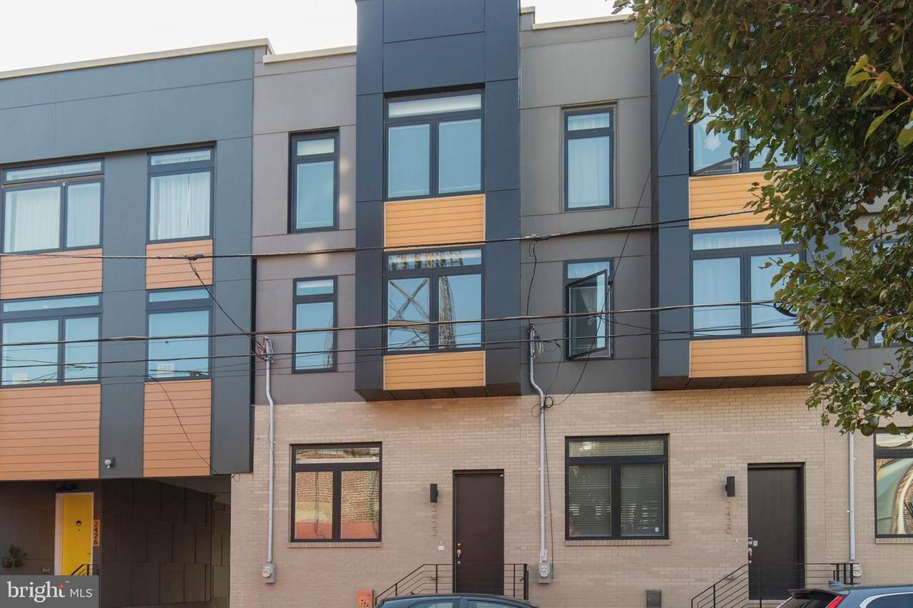 2422 Gordon Street - Photo 1