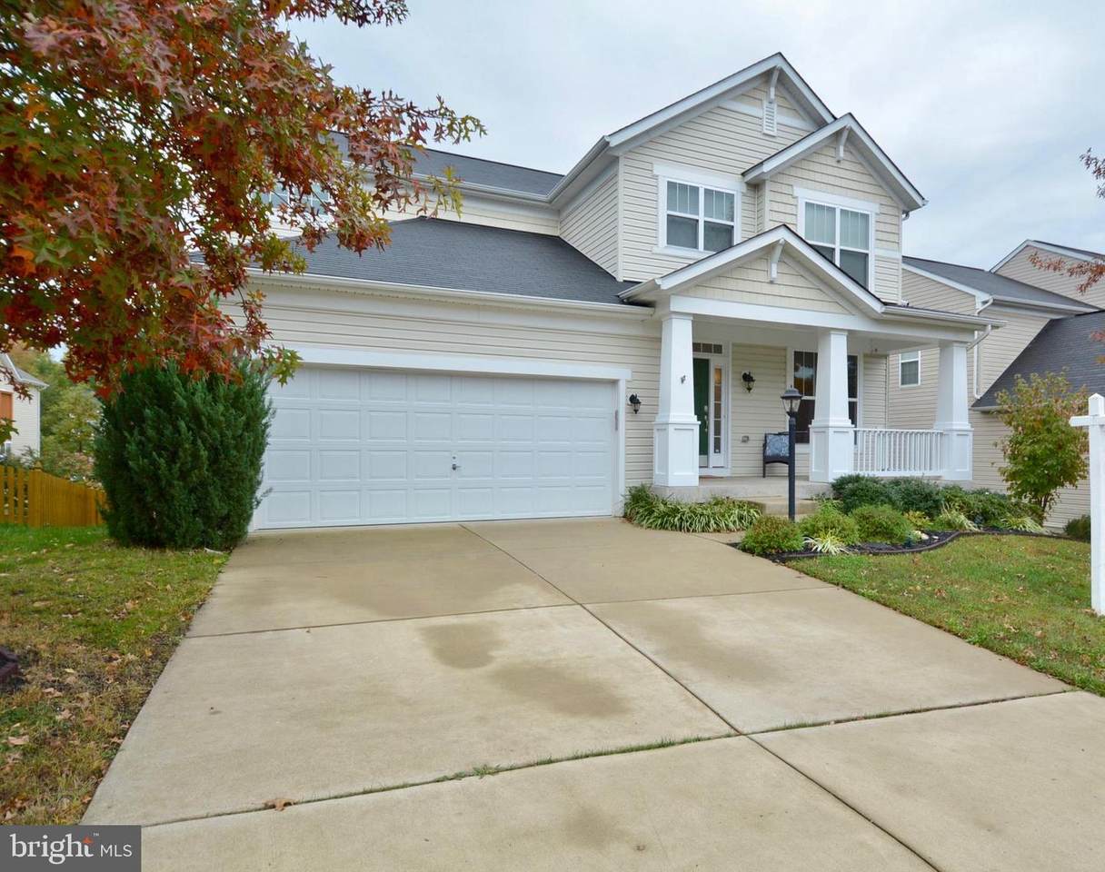 6210 Glen Wood Loop - Photo 1