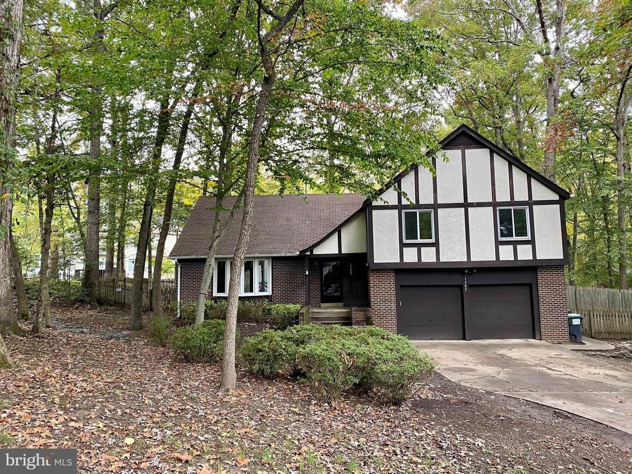 1202 Richmond Drive - Photo 1