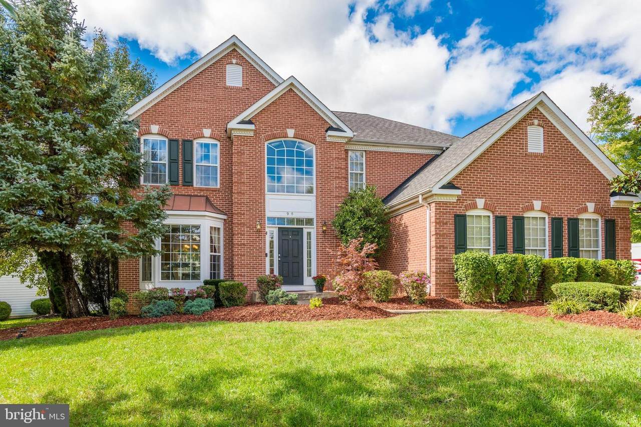 98 John Court - Photo 1