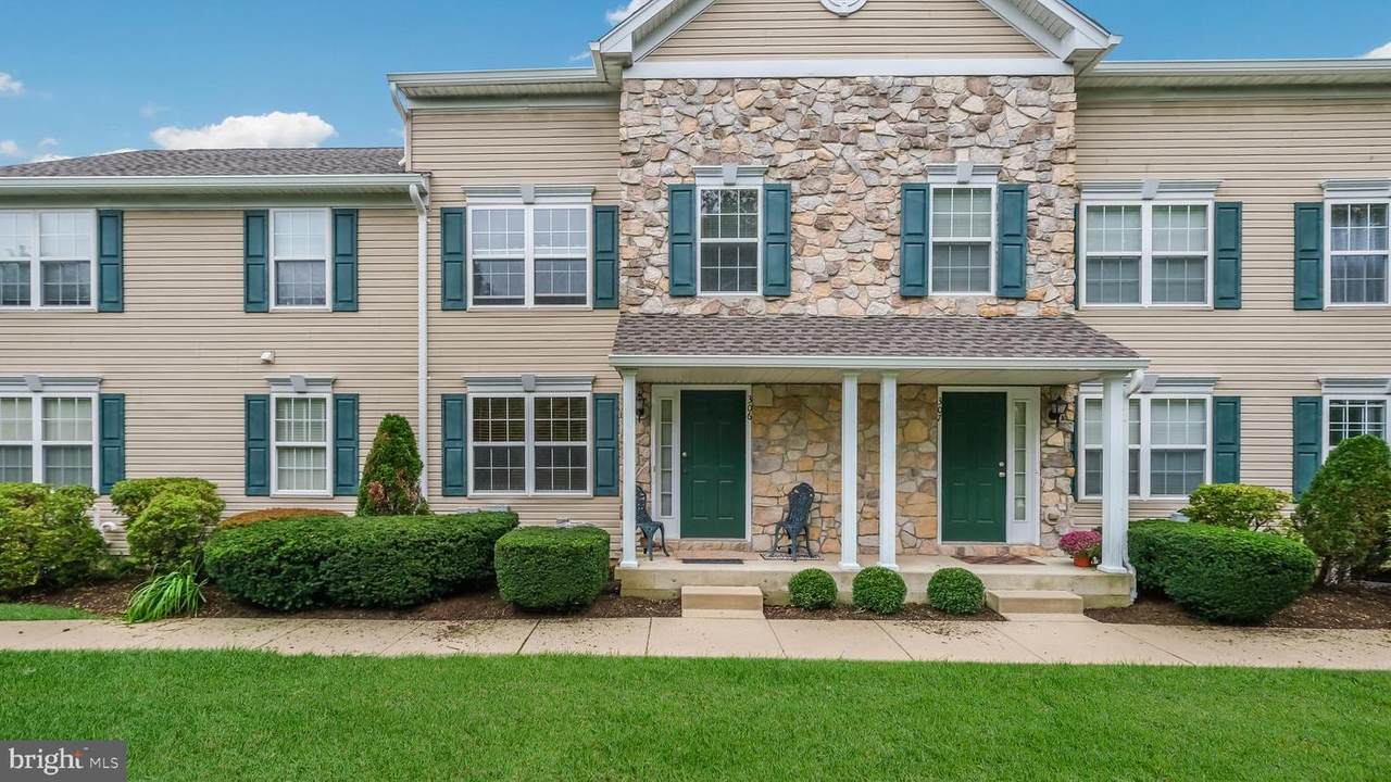 306 Jasper Court - Photo 1