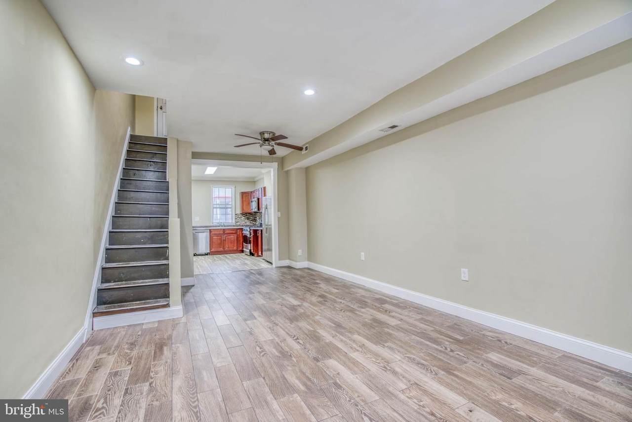 603 North Belnord - Photo 1