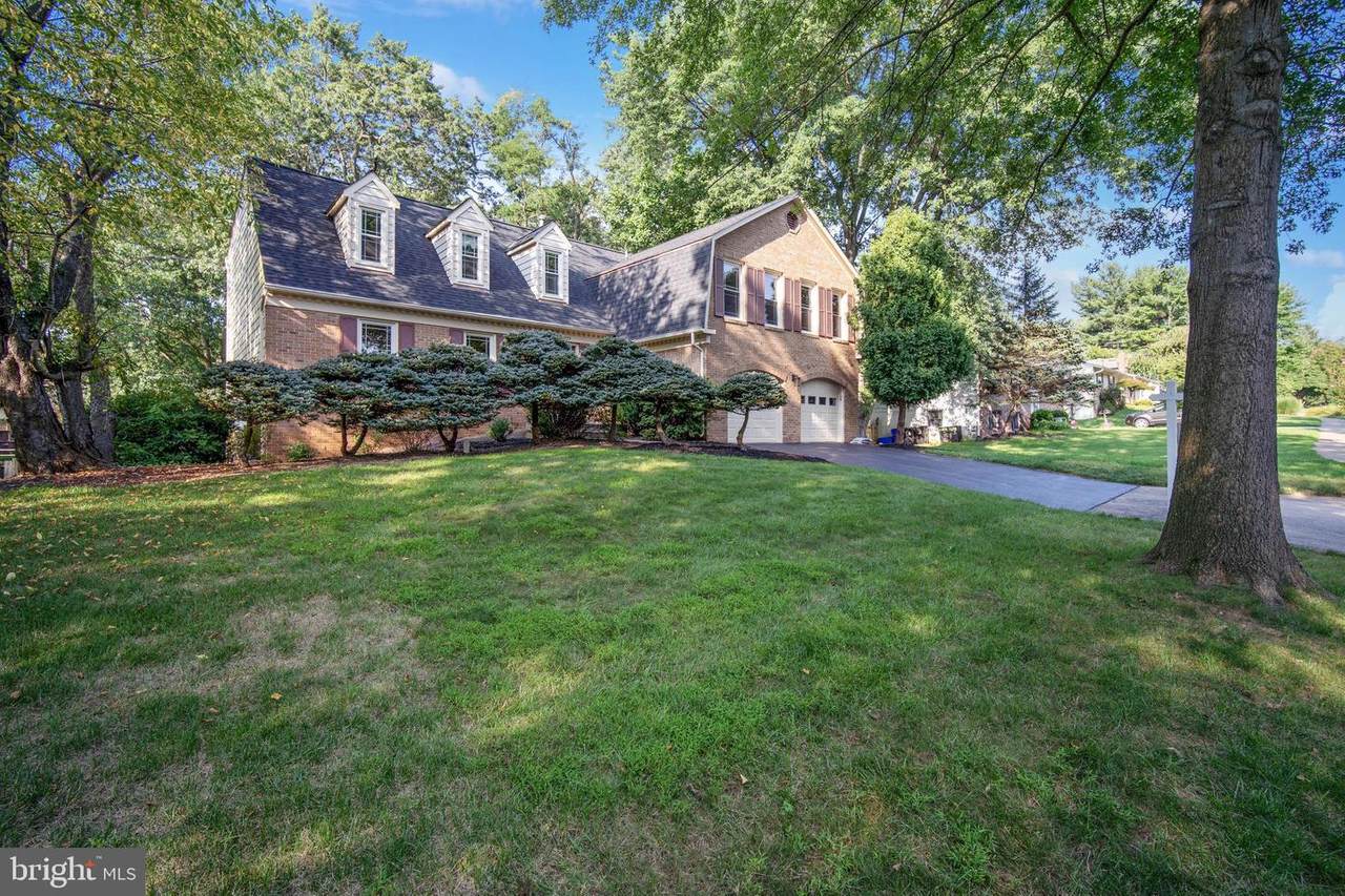 12209 Bayswater Road - Photo 1
