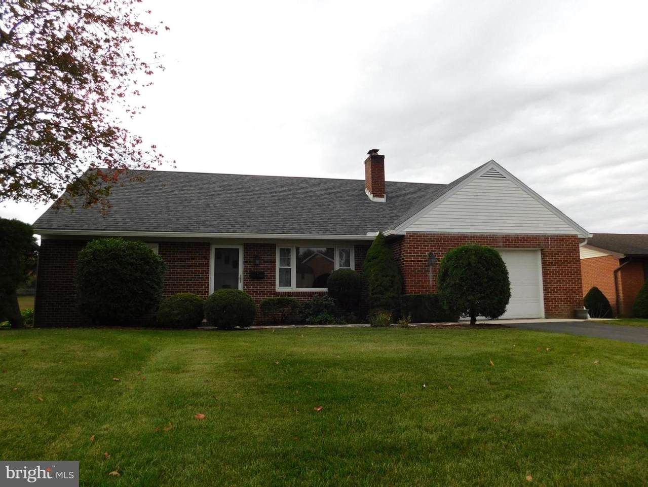 943 Park Street - Photo 1