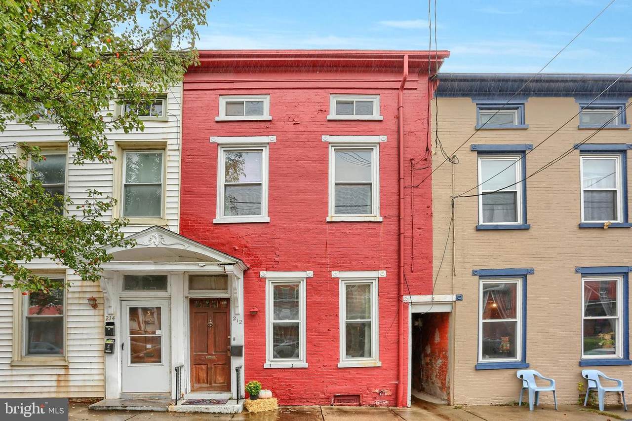 212 Walnut Street - Photo 1