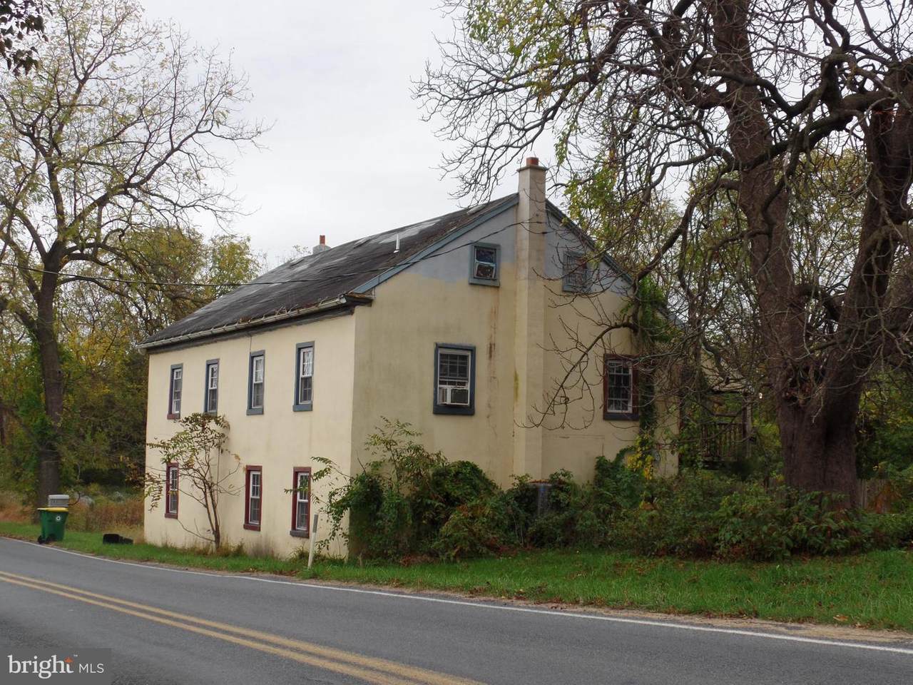 8800 Longswamp Road - Photo 1