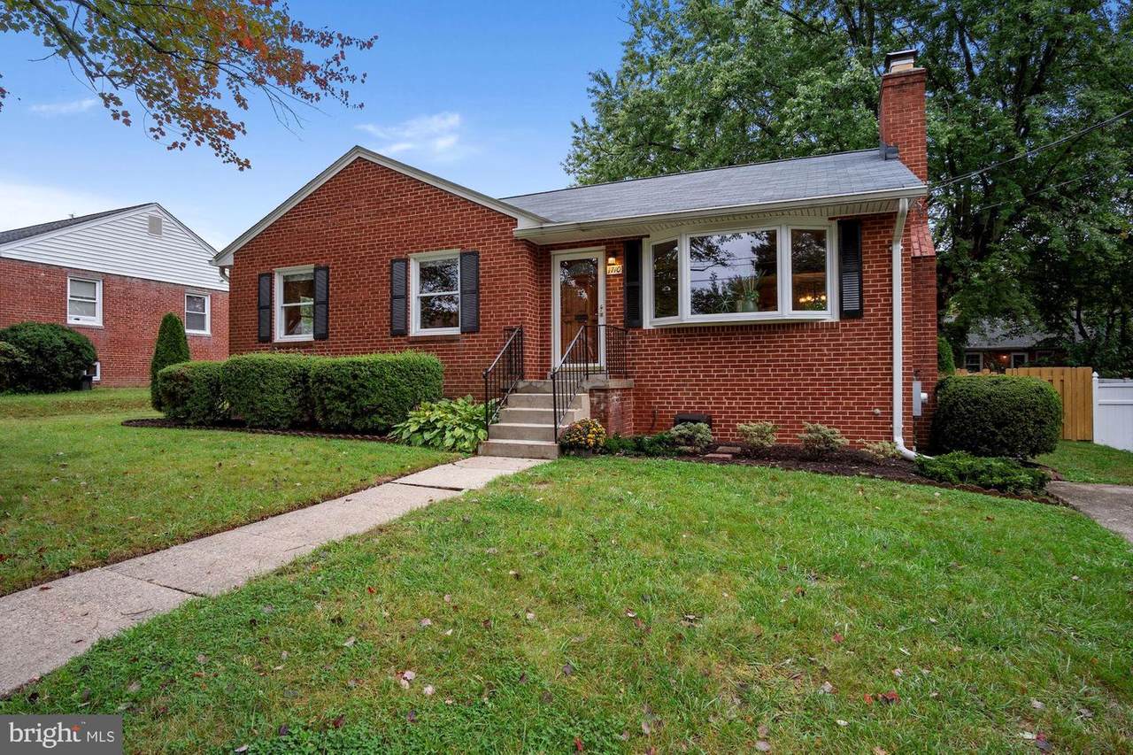 1710 Donald Place - Photo 1