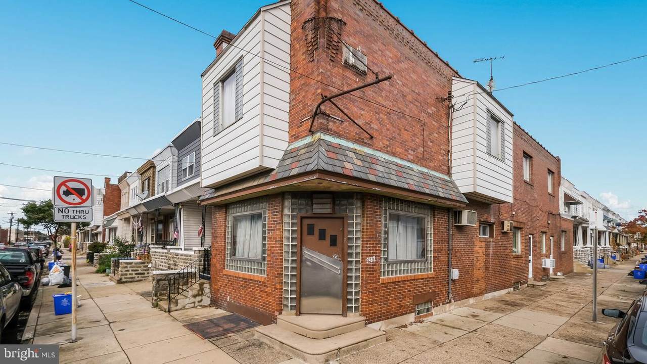 2567 Ontario Street - Photo 1