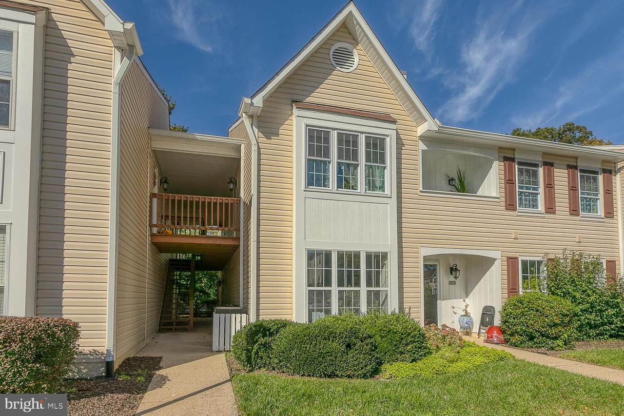7806 Harrowgate Circle - Photo 1