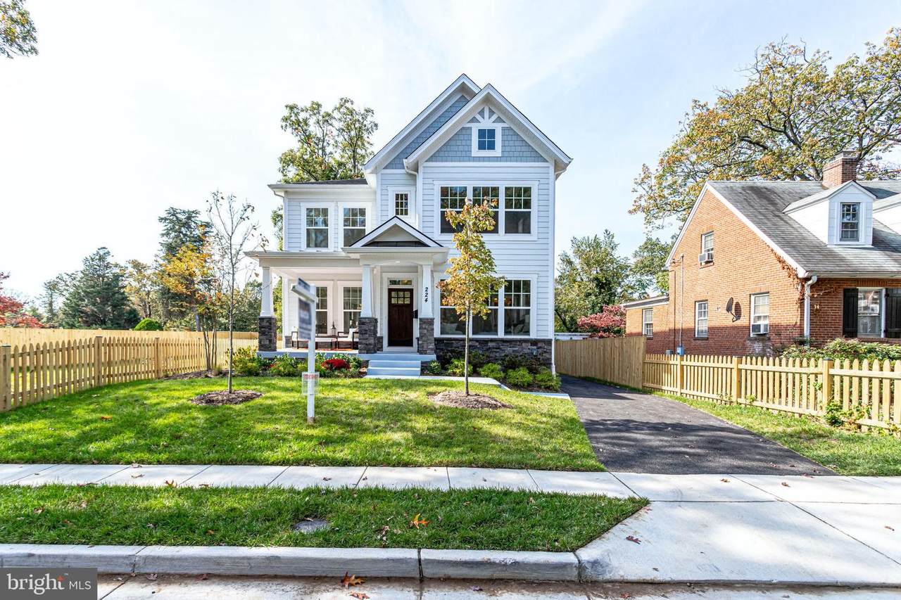 224 Nelson Street - Photo 1
