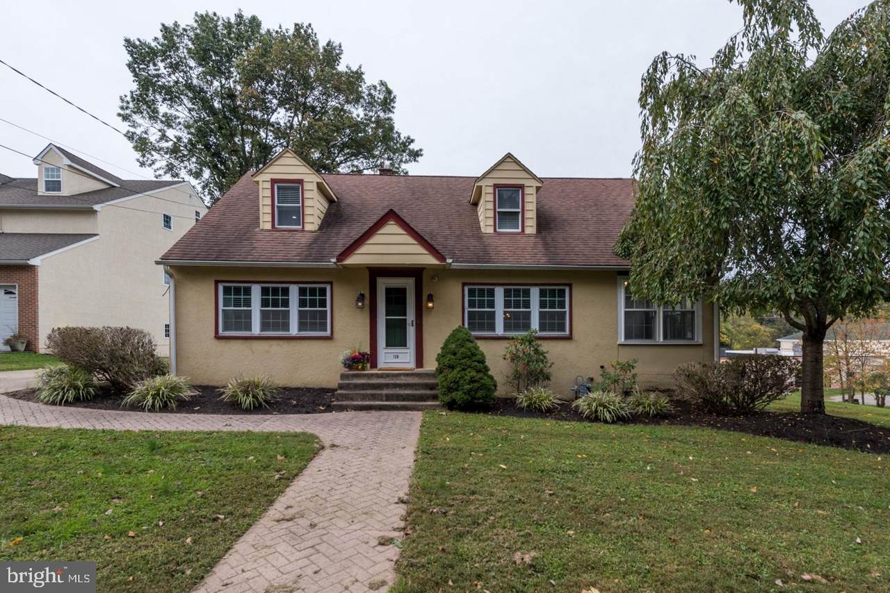 126 Walnut Street - Photo 1
