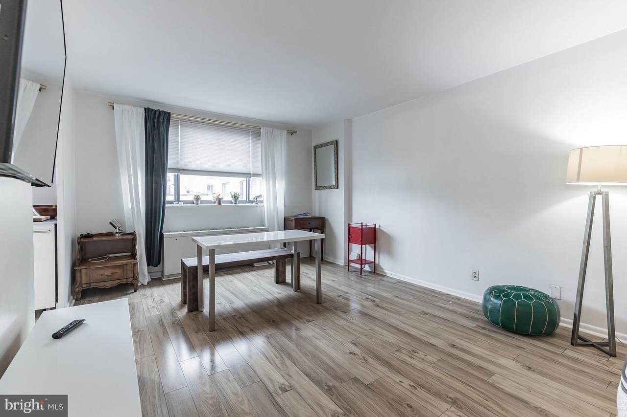 1420 N Street - Photo 1