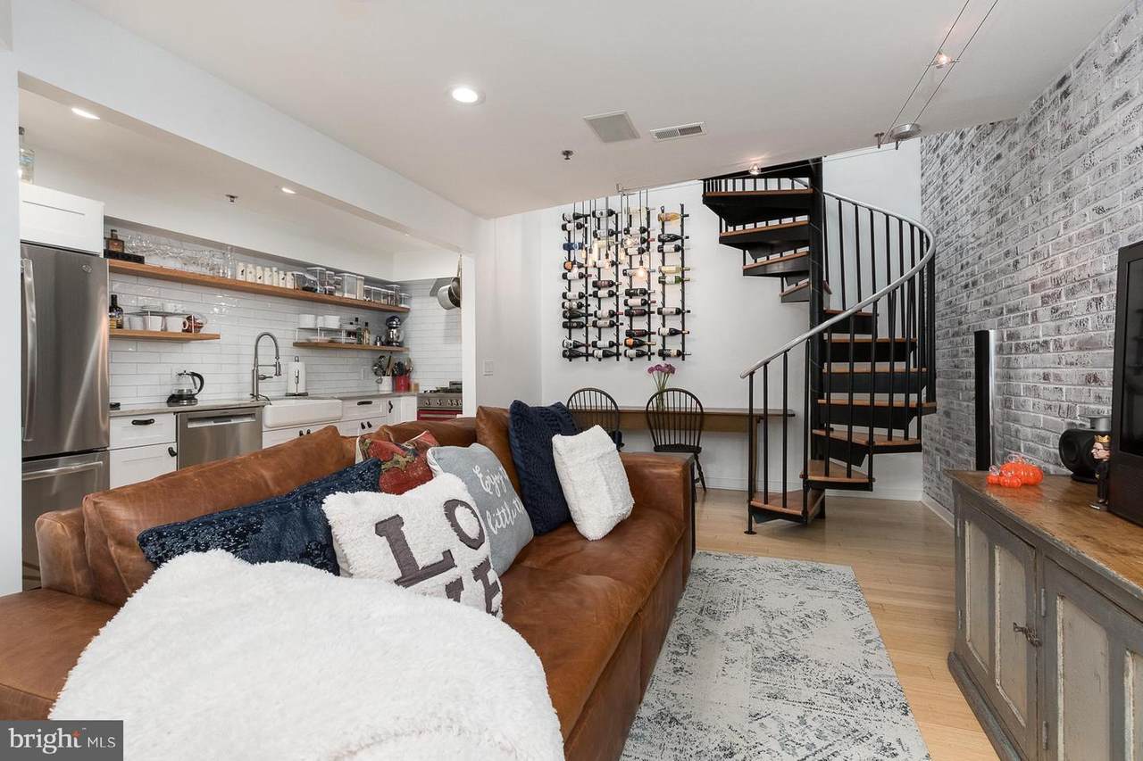 36 Moore Street - Photo 1