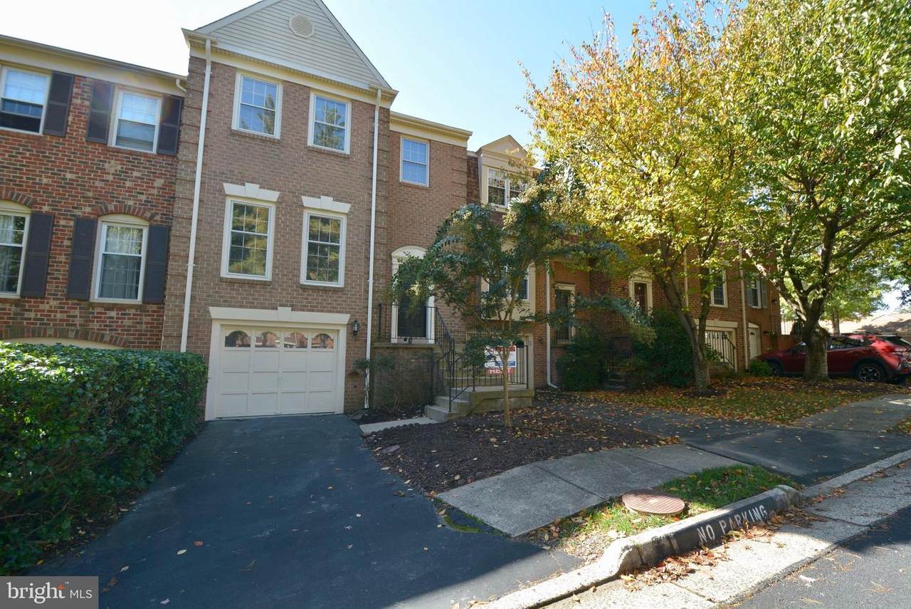 7839 Ashley Glen Road - Photo 1