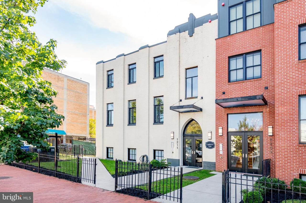 1211 G Street - Photo 1