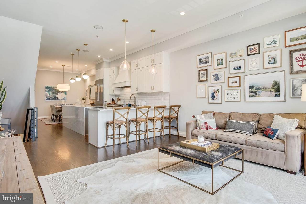 2303 Ontario Road - Photo 1
