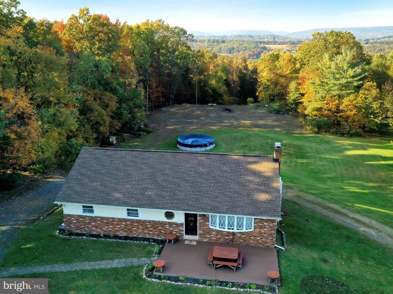 1363 Summer Hill Road - Photo 1