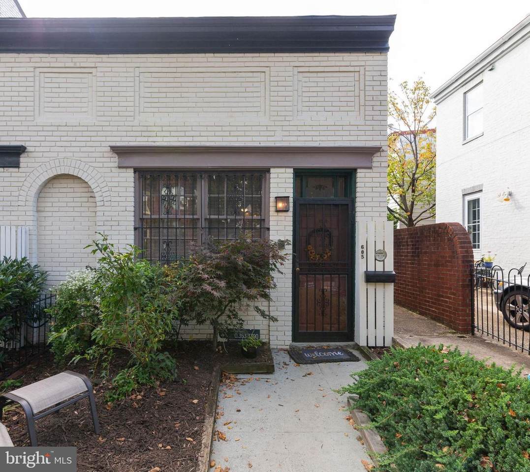605 Constitution Avenue - Photo 1