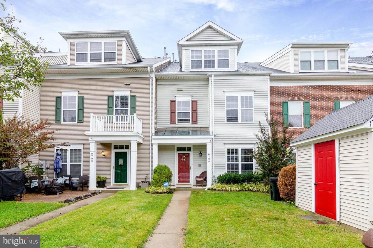8706 Meadow Wood Court - Photo 1