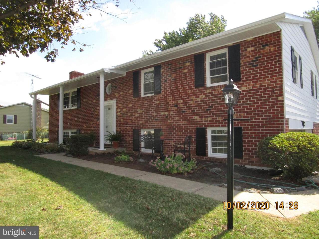 18121 Clearway Drive - Photo 1