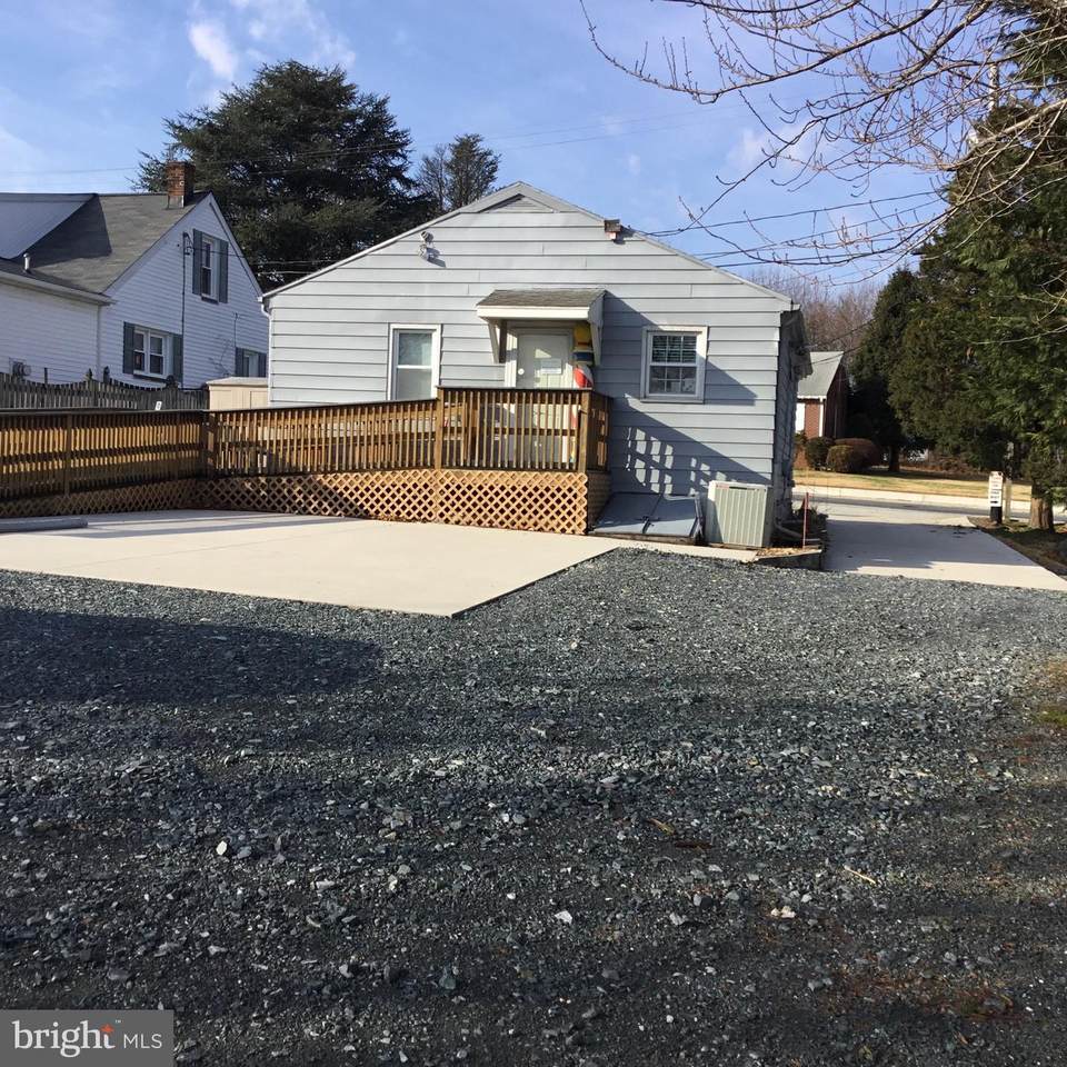 319 Fulford Avenue - Photo 1