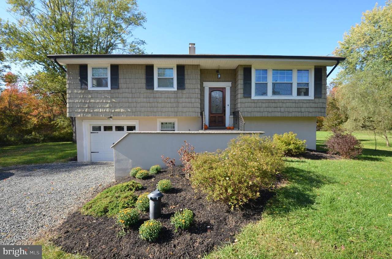 152 Bartley Road - Photo 1