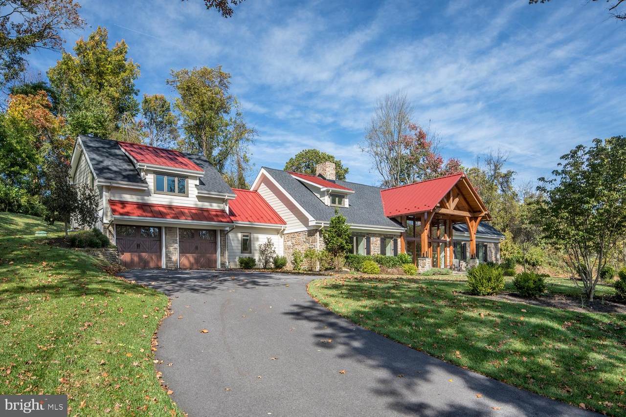 218 Spring Road - Photo 1
