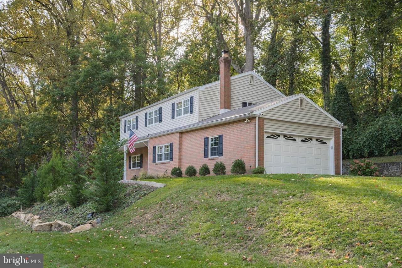 782 Robinhood Road - Photo 1