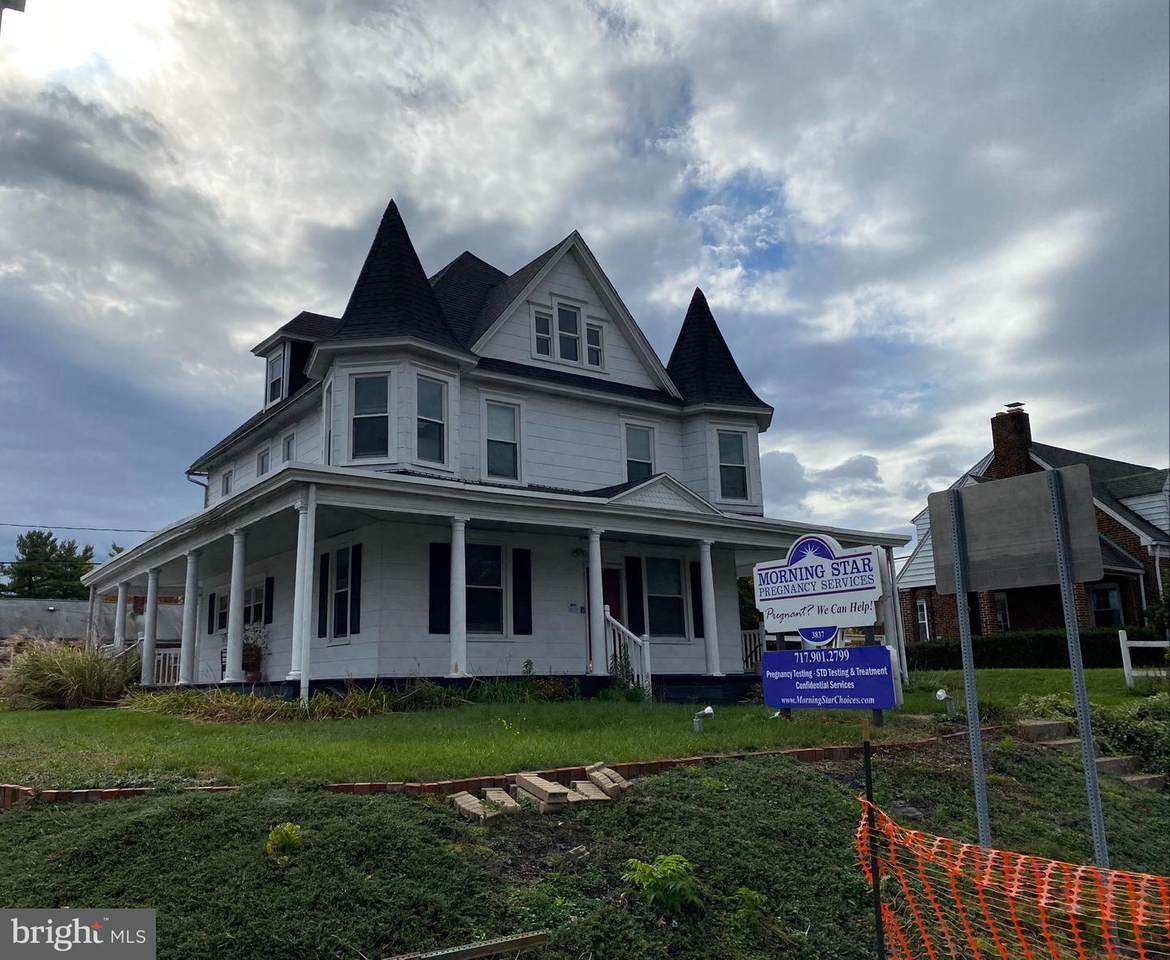 3837 Walnut Street - Photo 1