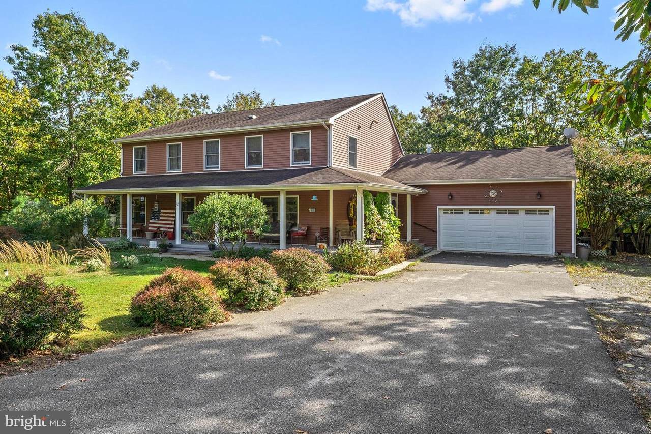 12 Pinewood Drive - Photo 1