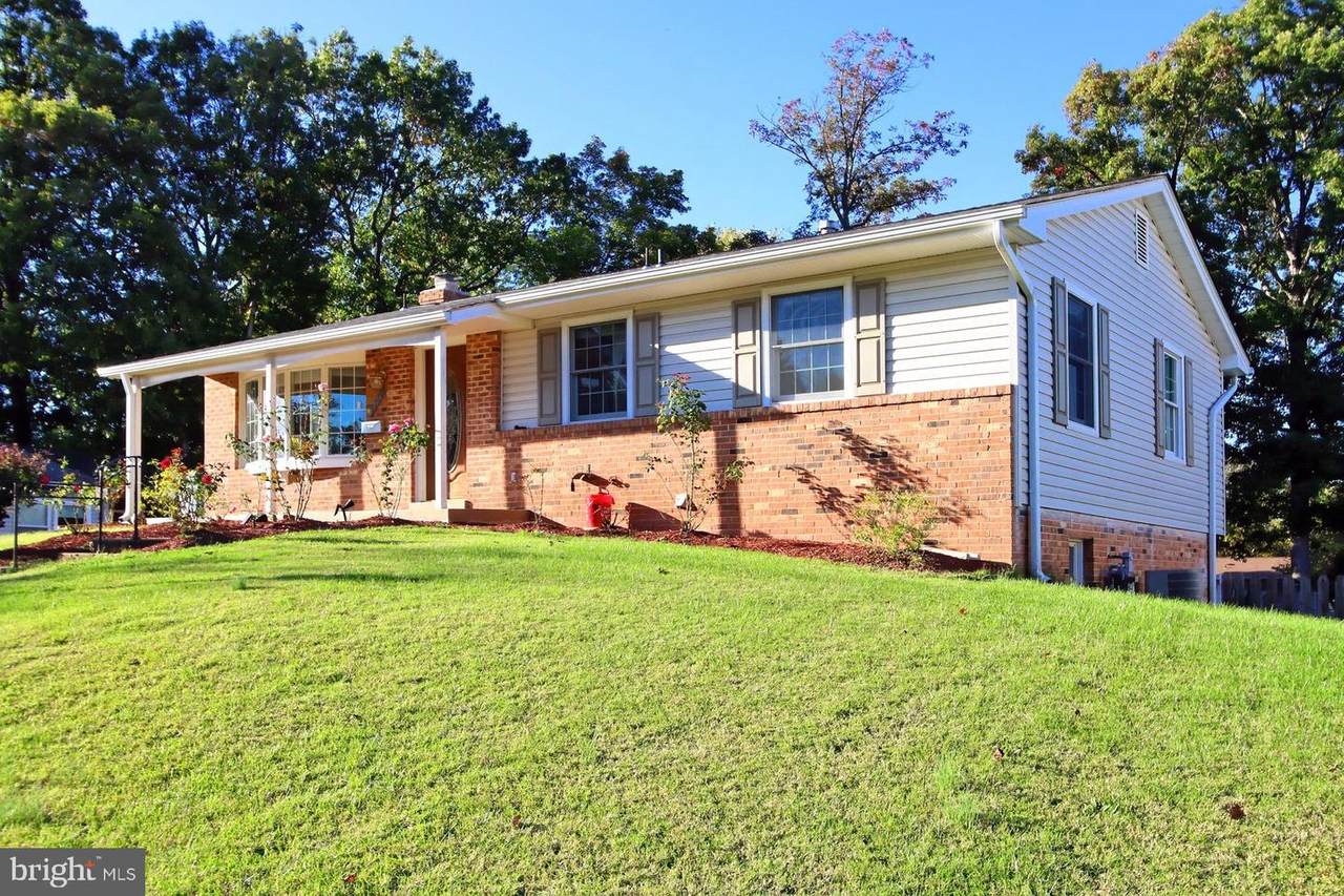 9710 Botsford Road - Photo 1