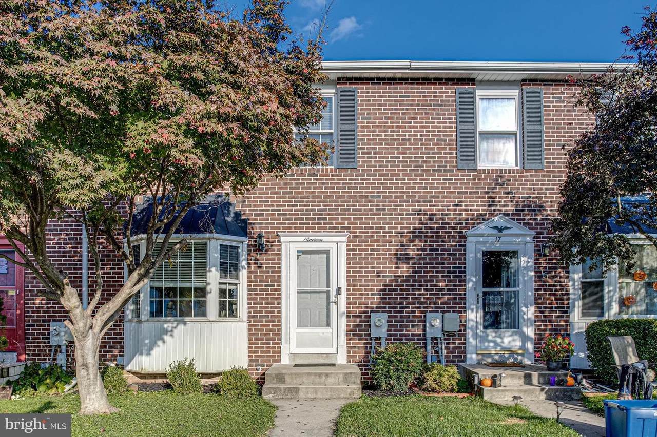 19 Perryoak Place - Photo 1