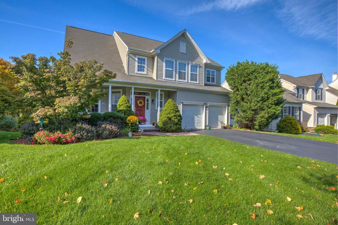 101 York Drive - Photo 1
