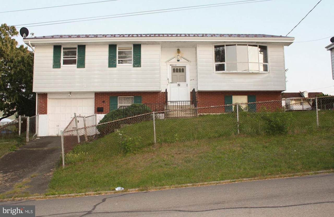 415-417 Lytle Street - Photo 1
