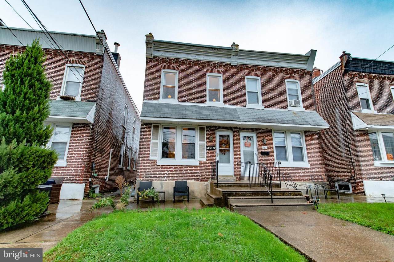 742 Saville Avenue - Photo 1