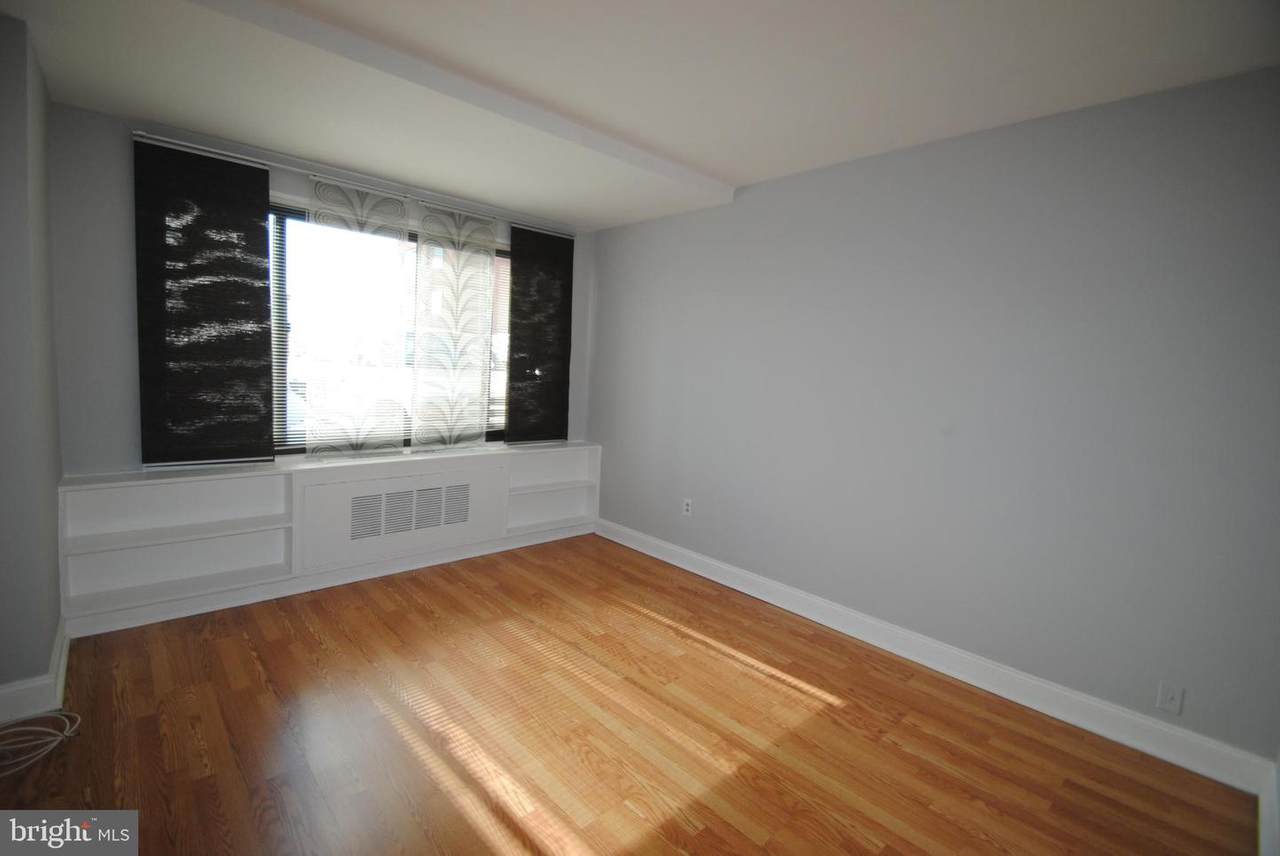 1021 Arlington Boulevard - Photo 1