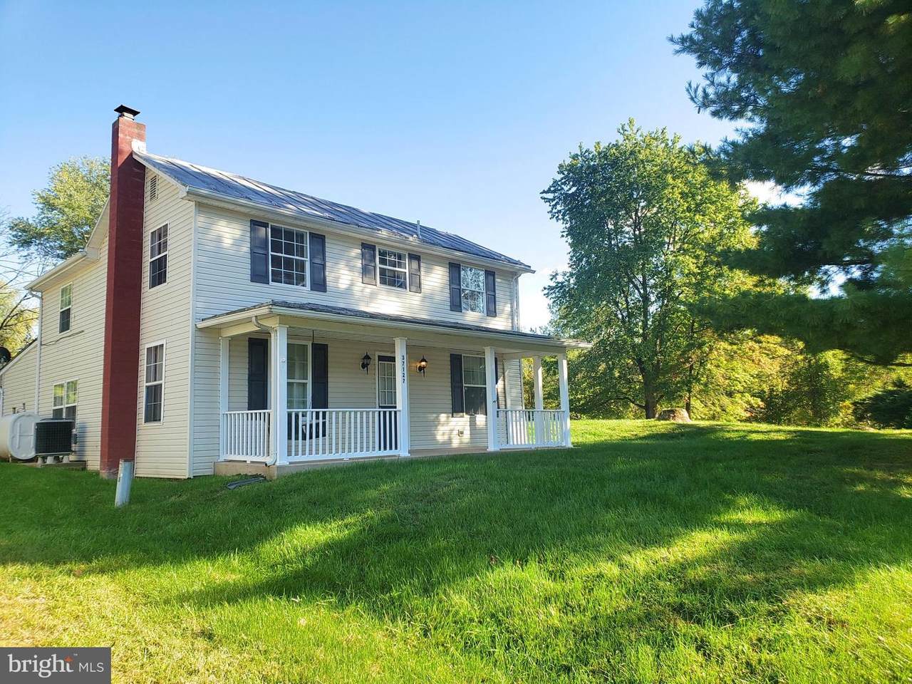 37127 Butts Lane - Photo 1