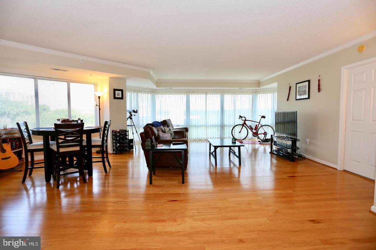 3101 Hampton Drive - Photo 1