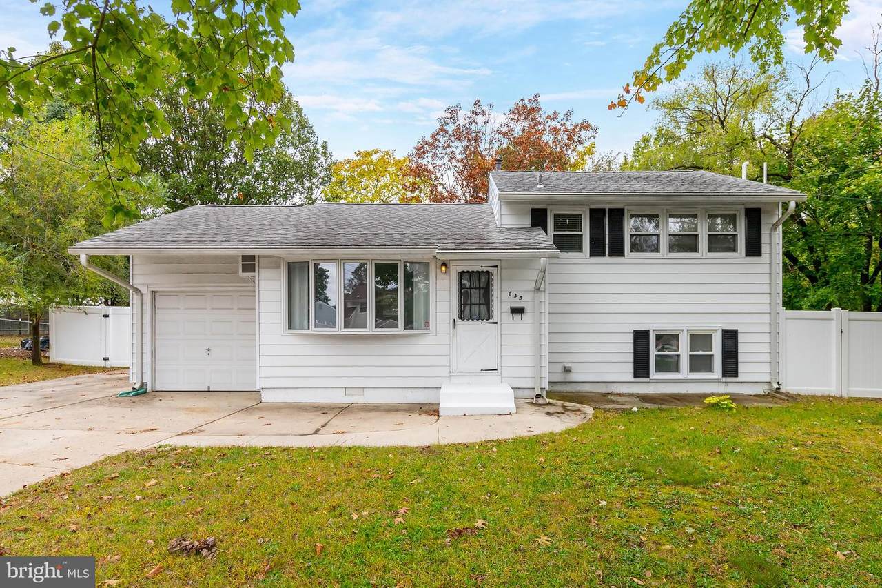 633 Cornell Avenue - Photo 1