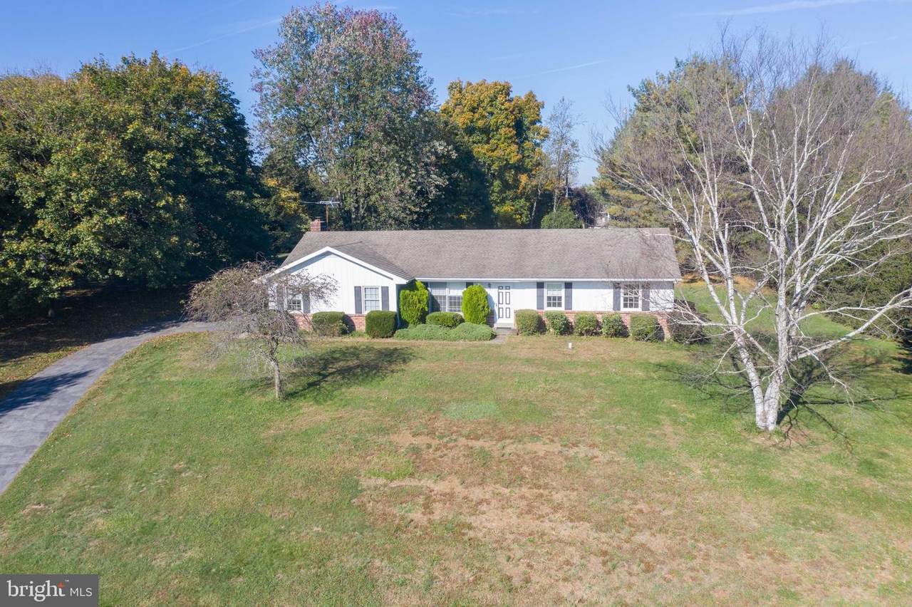 105 Stephen Dr - Photo 1