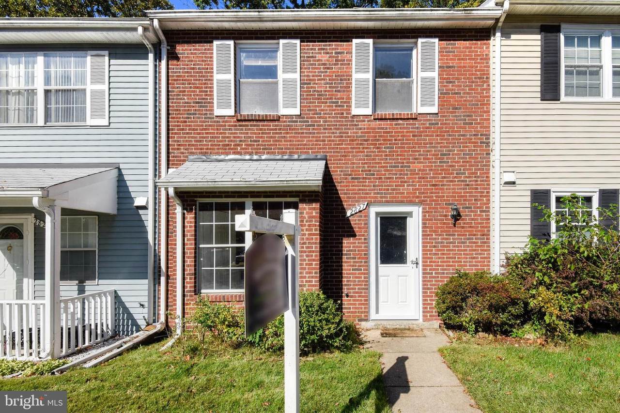 2827 Lee Landing Court - Photo 1