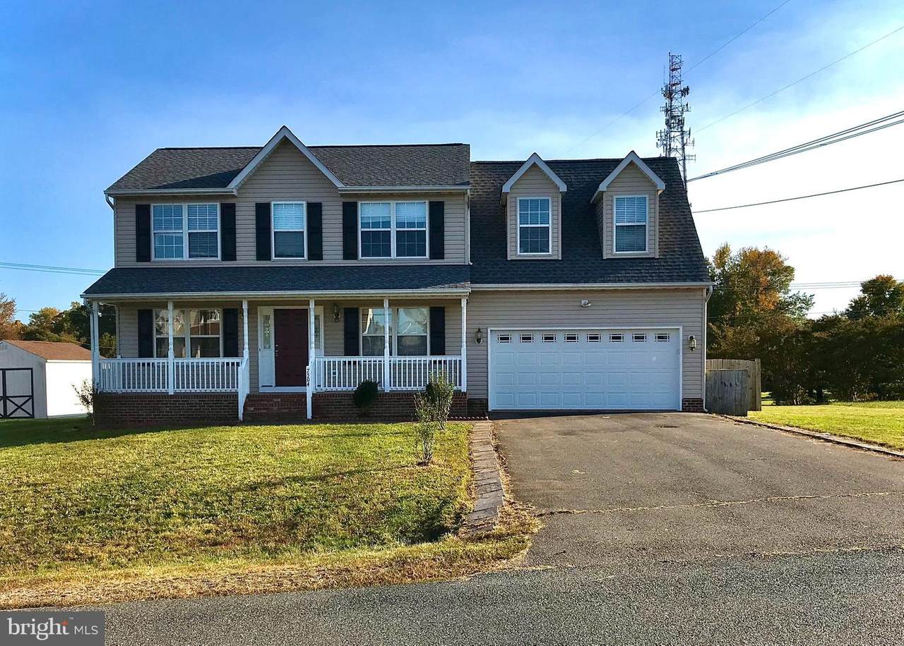 7504 Heathrow Drive - Photo 1